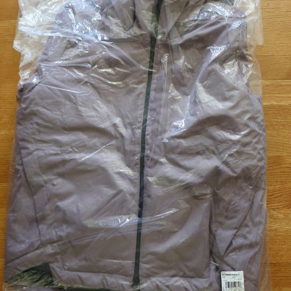 Adidas Urban insulated winter jacket - Picture 5 of 5